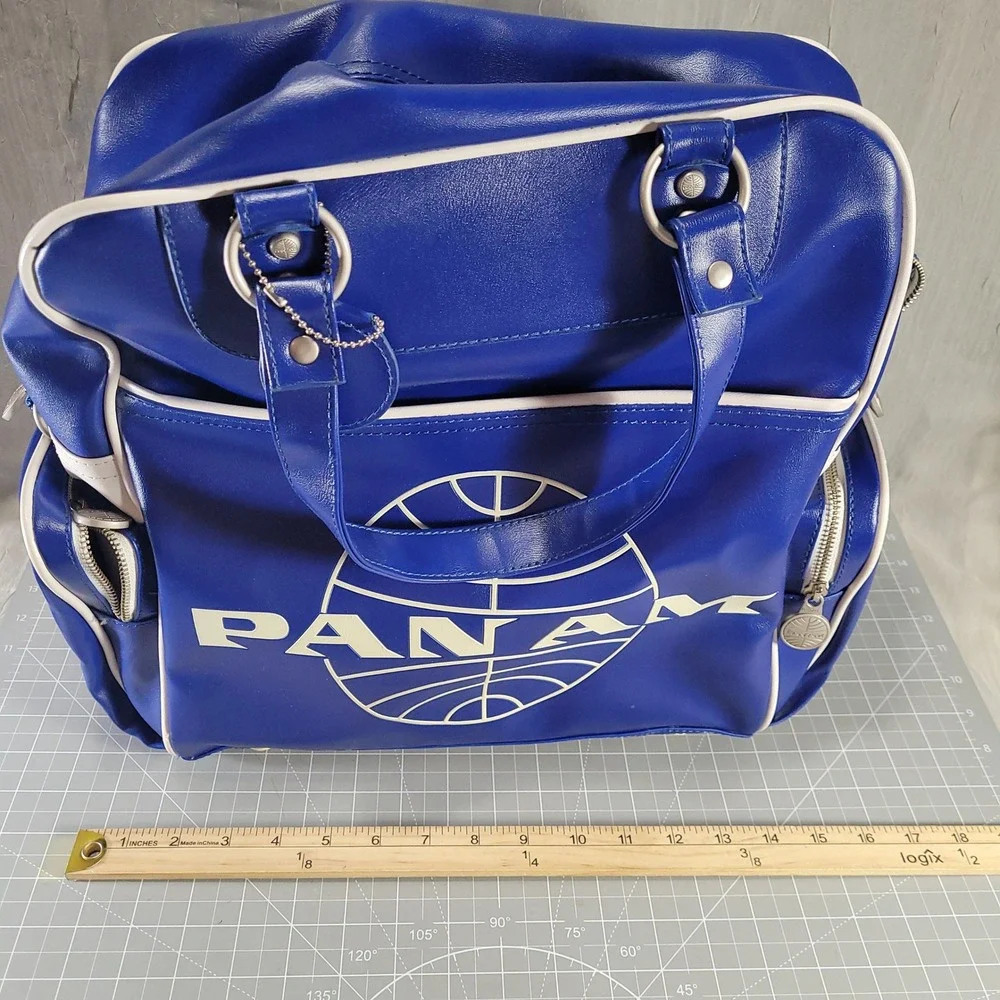 PAN AM Pan American World Airways Blue Travel Flight Bag NOS Licensed Shoulder